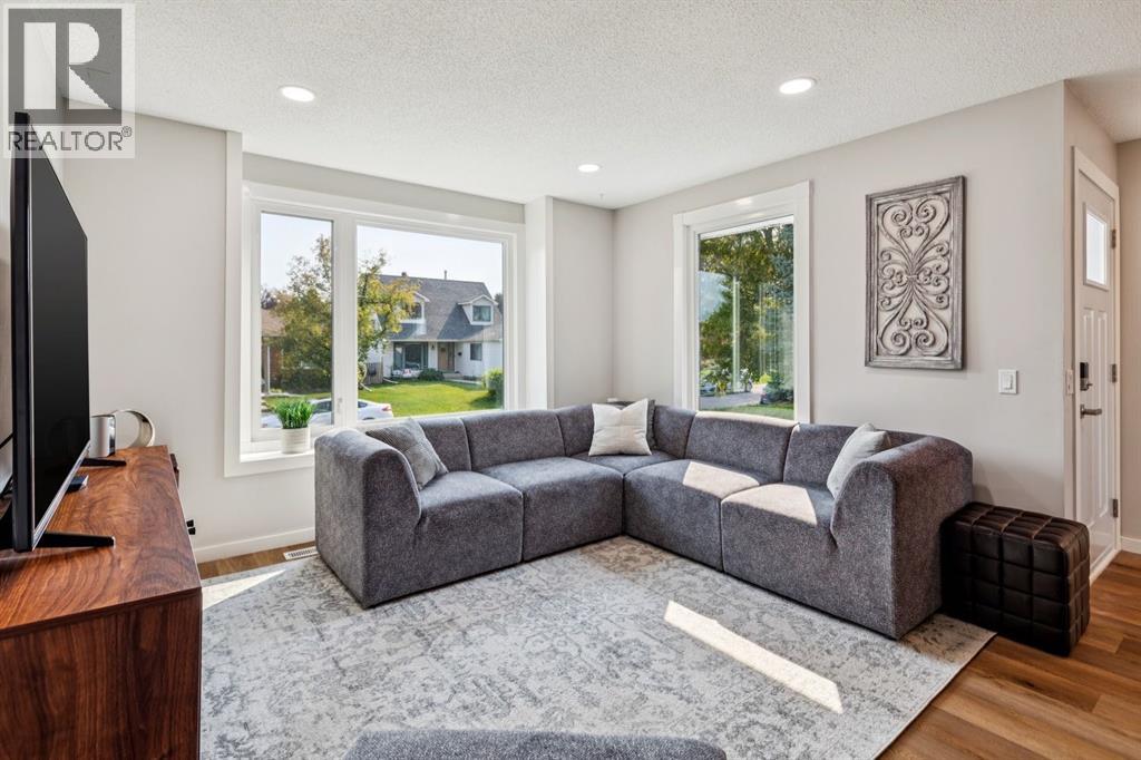 92 Woodford Drive SW - Image 9