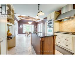 2175 Oneida Court, Mississauga, ON L5C4G5 Photo 14