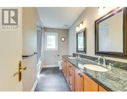 2175 Oneida Court, Mississauga, ON L5C4G5 Photo 25