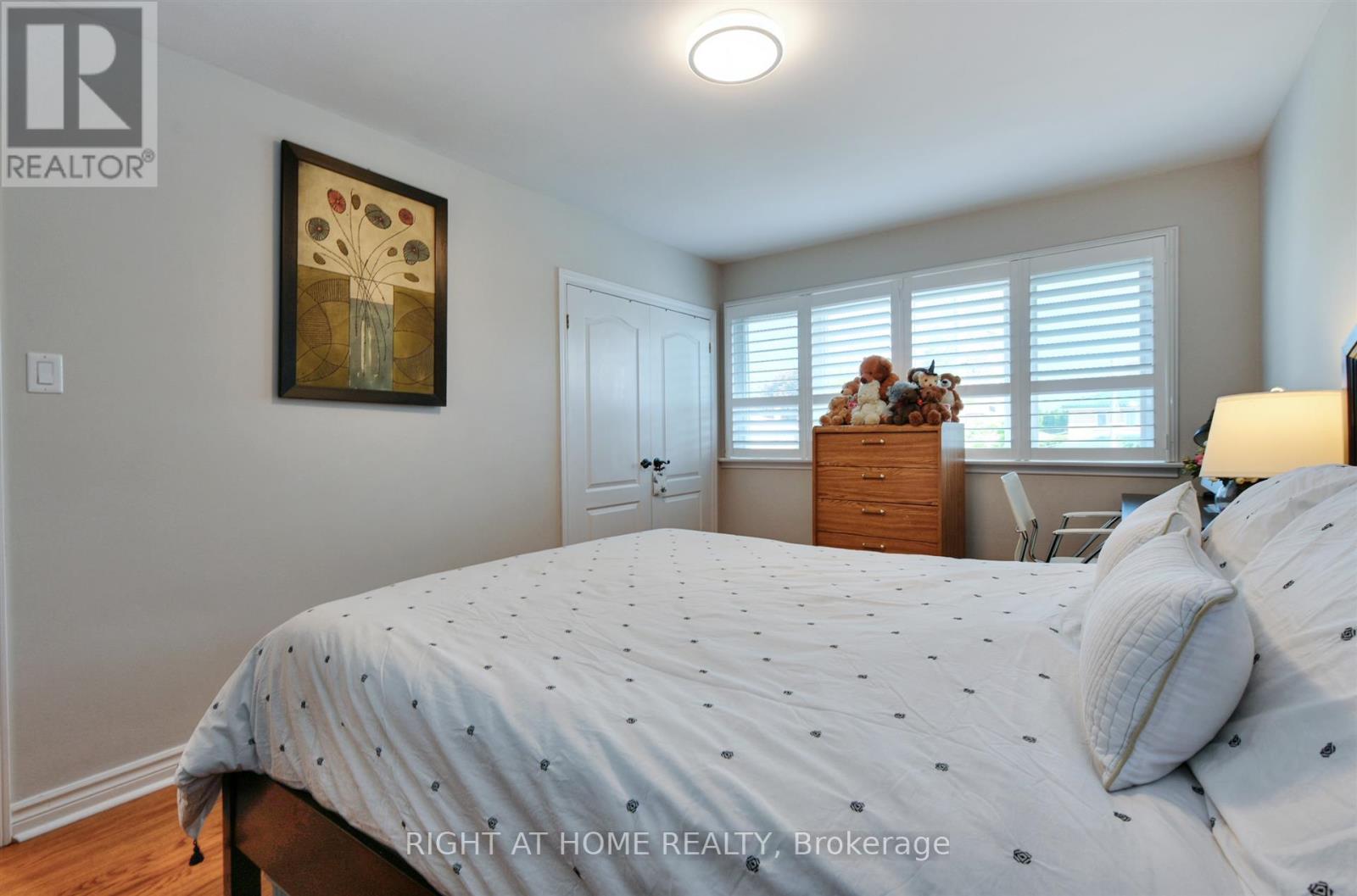50 CHALKFARM DRIVE - 20