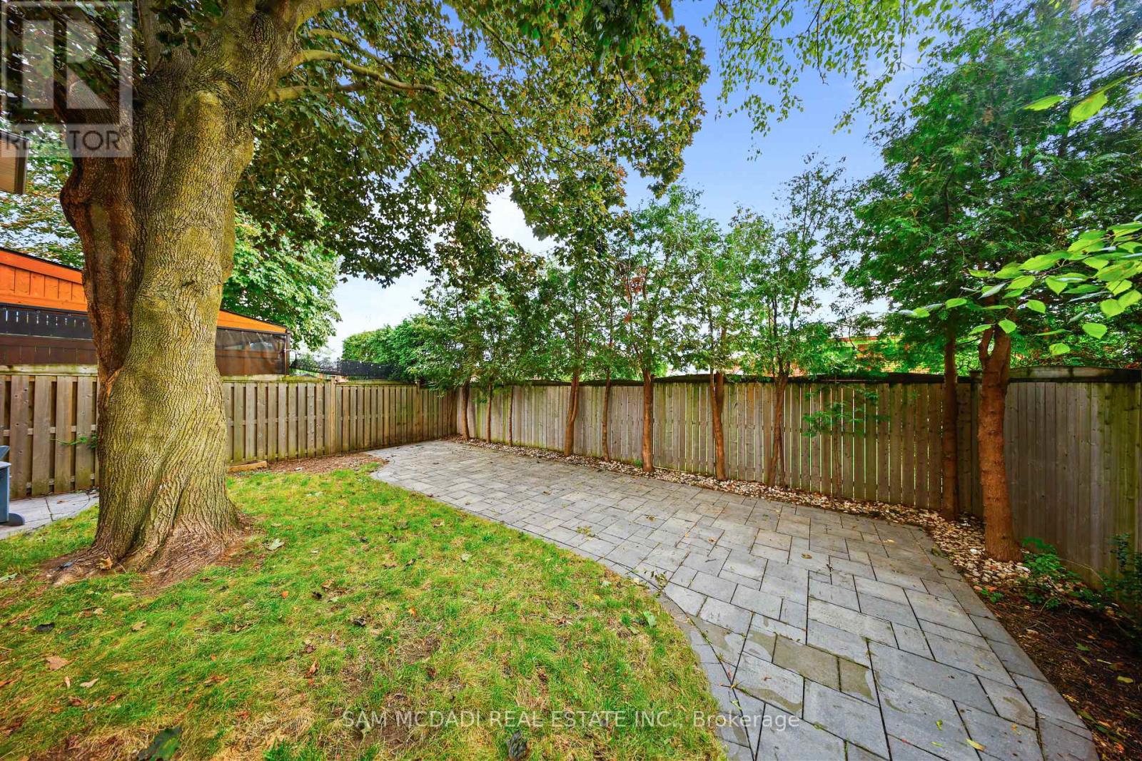 1238 STRATHY AVENUE - 48