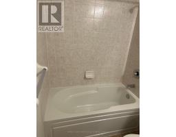 1006 - 349 Rathburn Road W, Mississauga, ON L5B0G9 Photo 13