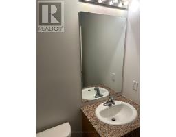 1006 - 349 Rathburn Road W, Mississauga, ON L5B0G9 Photo 9
