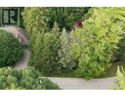 2035a Heartwood Court, Mississauga, ON L5C4P7 Photo 6
