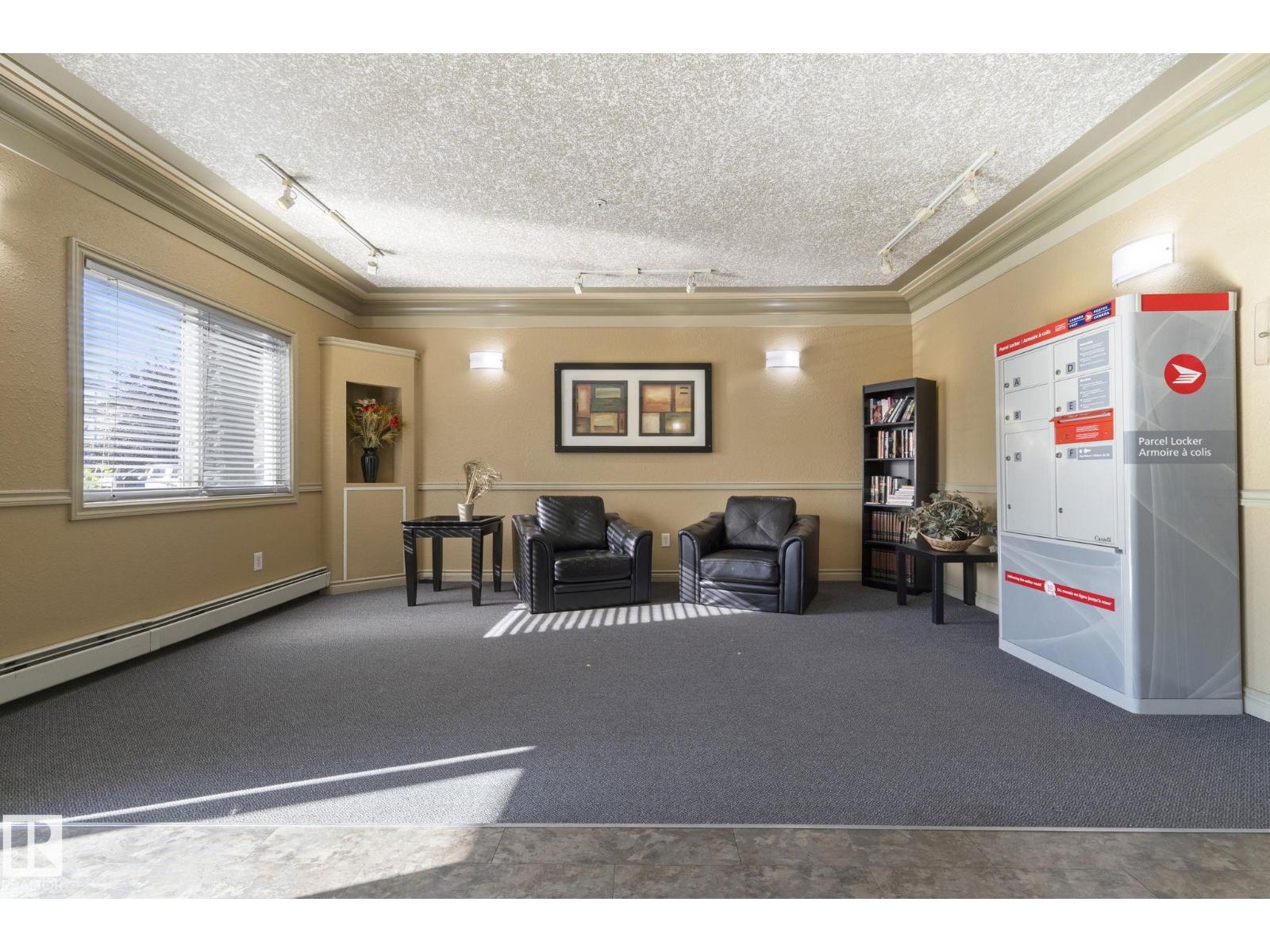 #112 70 WOODSMERE CL - 3