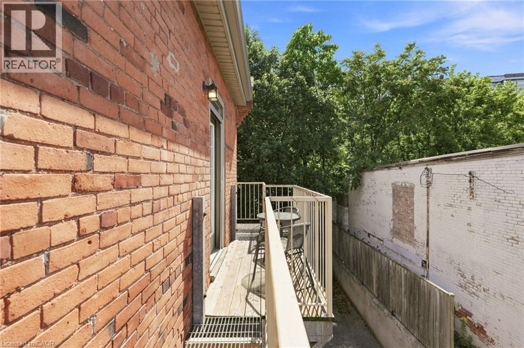 #202 54 ALANSON Street - 25