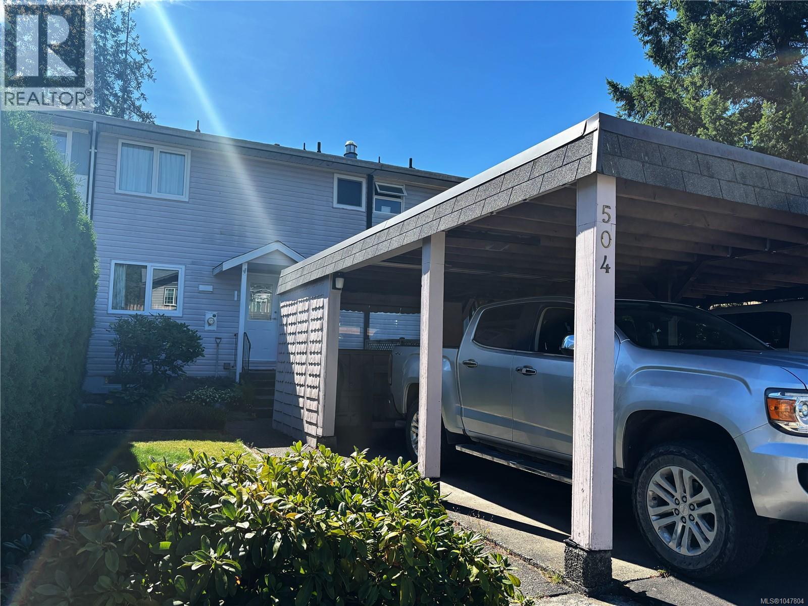 504 Maquinna Cres, Gold River