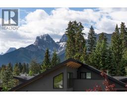 Living room - 905a Bridge Road, Canmore, AB T1W2E5 Photo 9