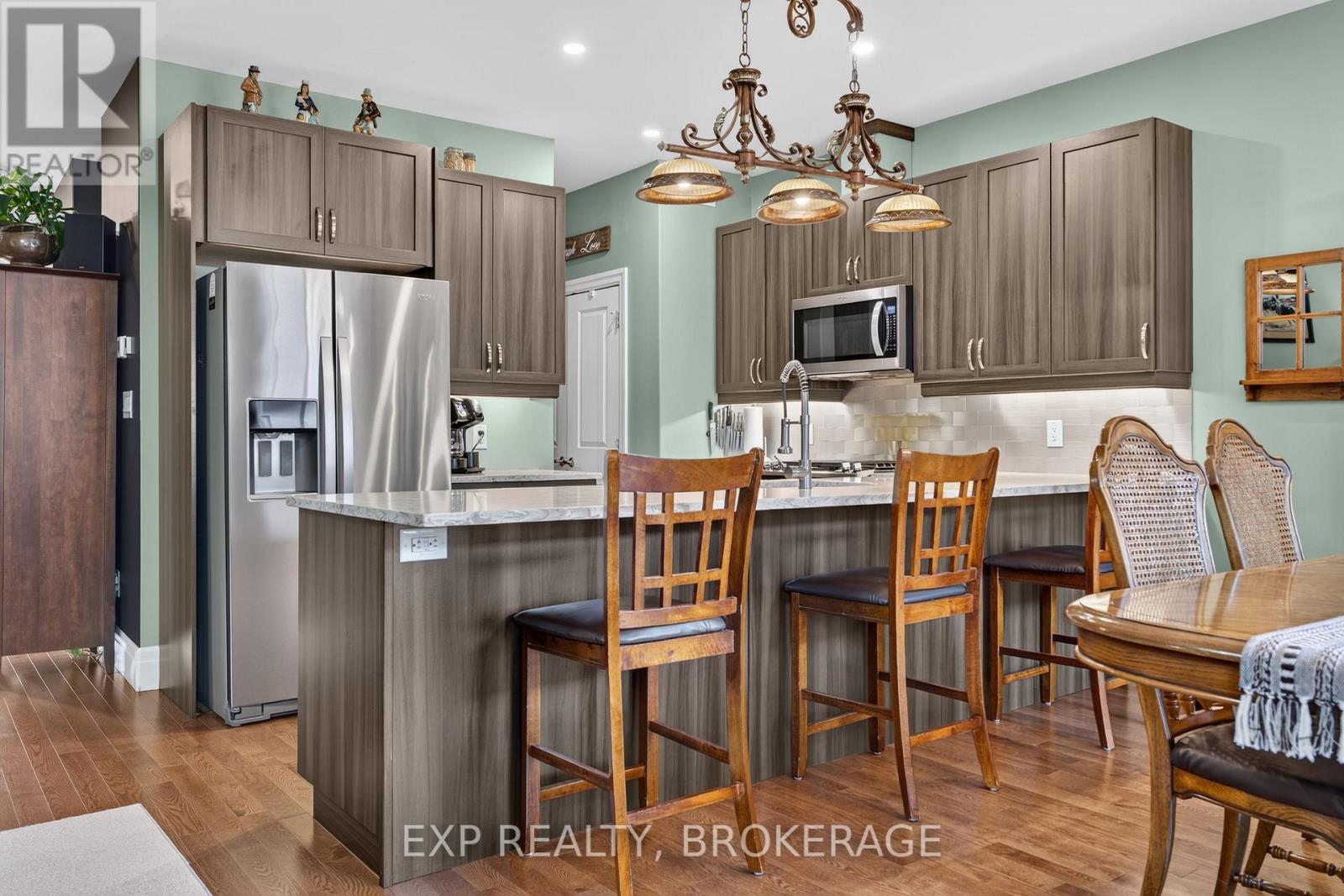 32 CURTIS STREET - Image 15