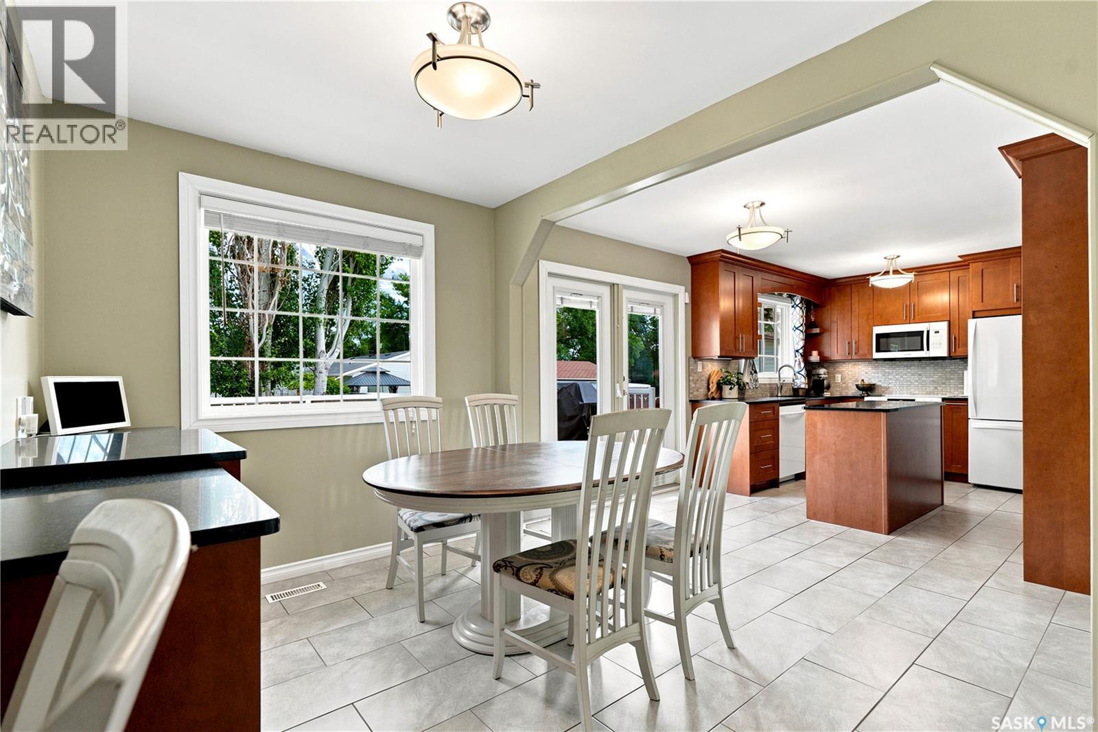 506 Fisher CRESCENT - Image 11