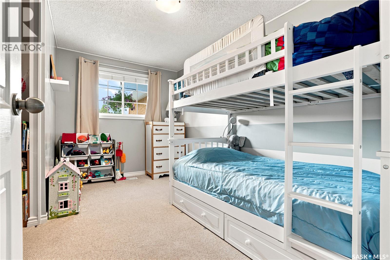 506 Fisher CRESCENT - Image 29