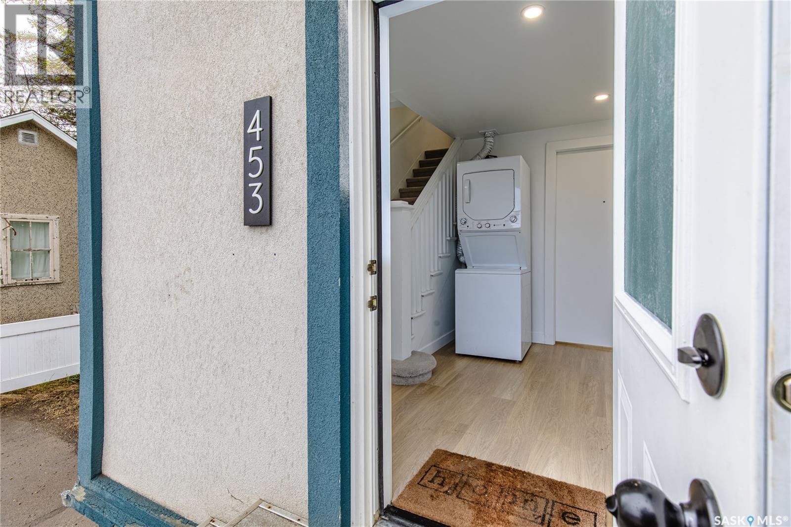 453 LILLOOET STREET W - Image 4