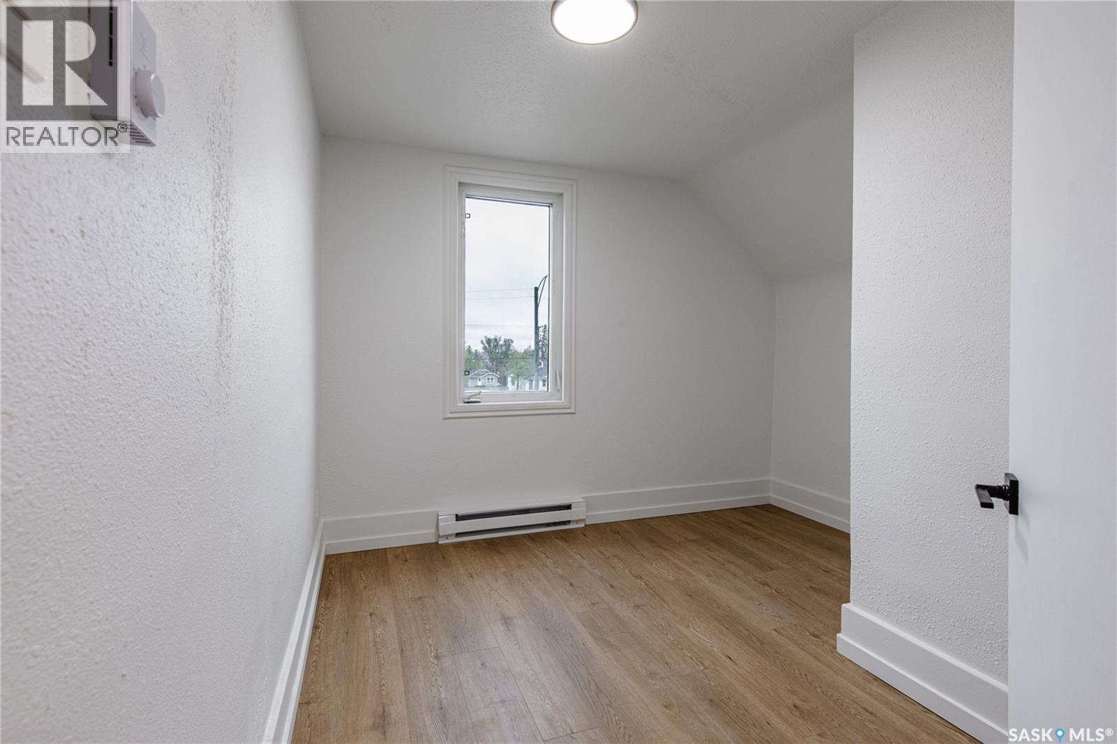 453 LILLOOET STREET W - Image 44