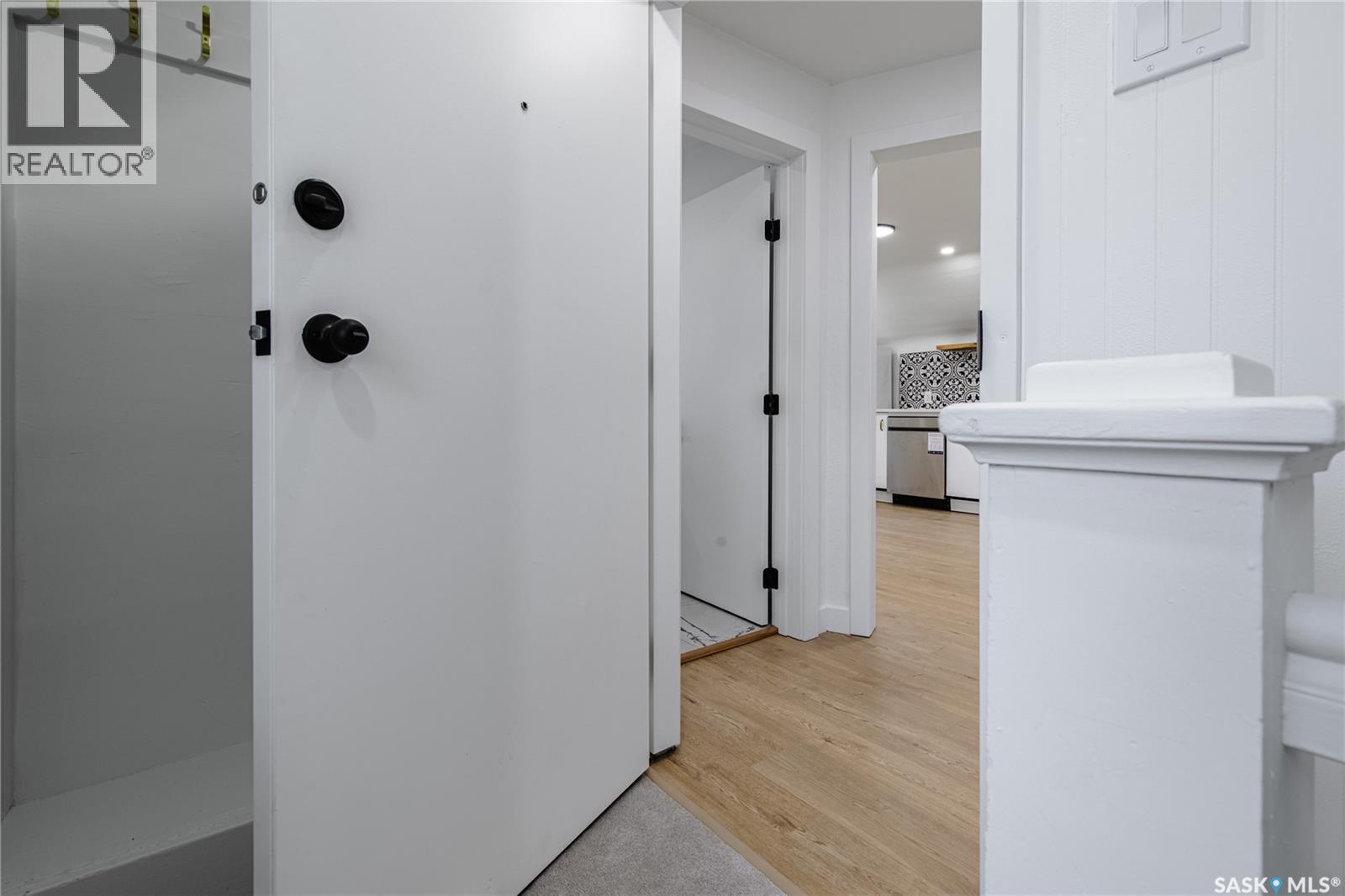 453 LILLOOET STREET W - Image 33
