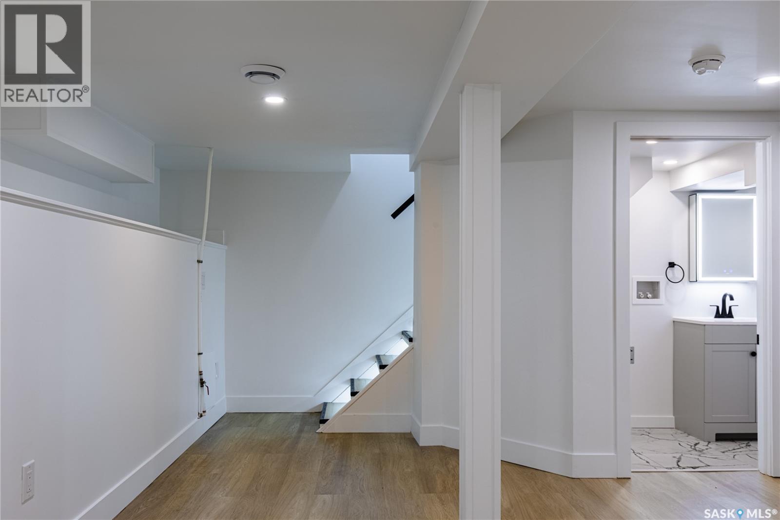453 LILLOOET STREET W - Image 22
