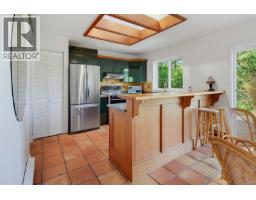 1387 Clun Pl, Sooke, BC V9Z1B1 Photo 12