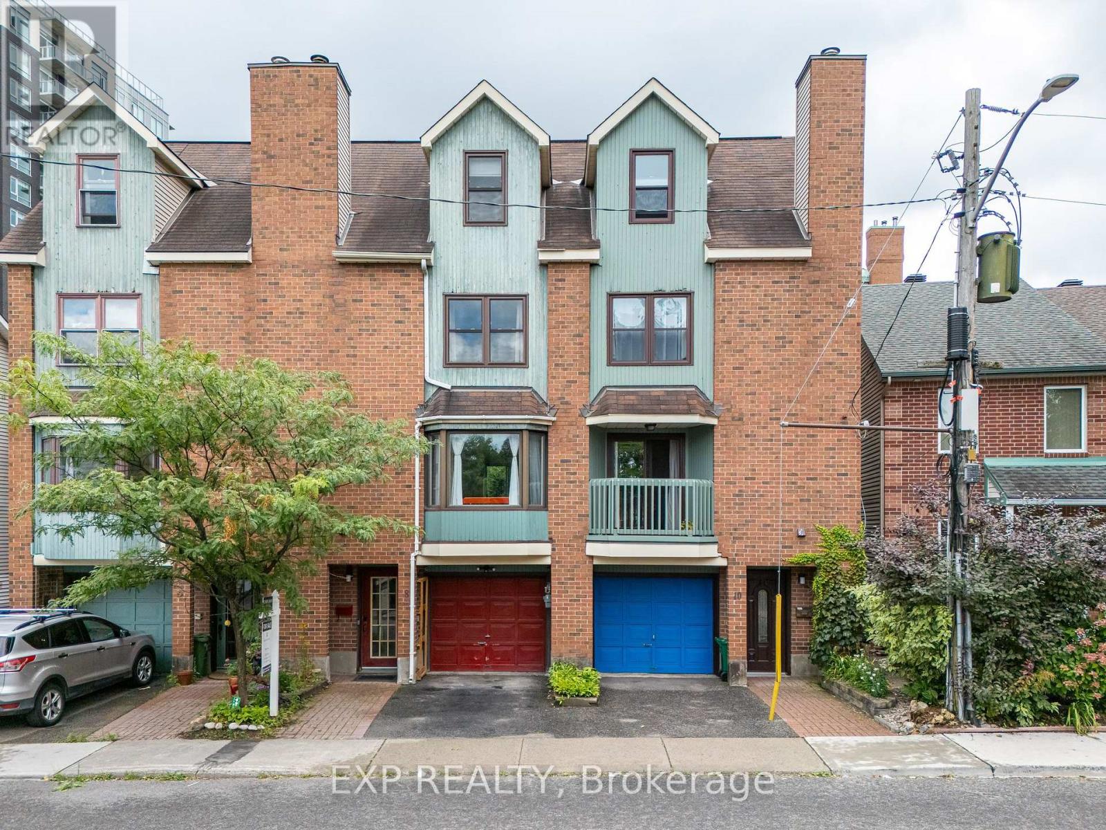 8 MACLEAN STREET - 1
