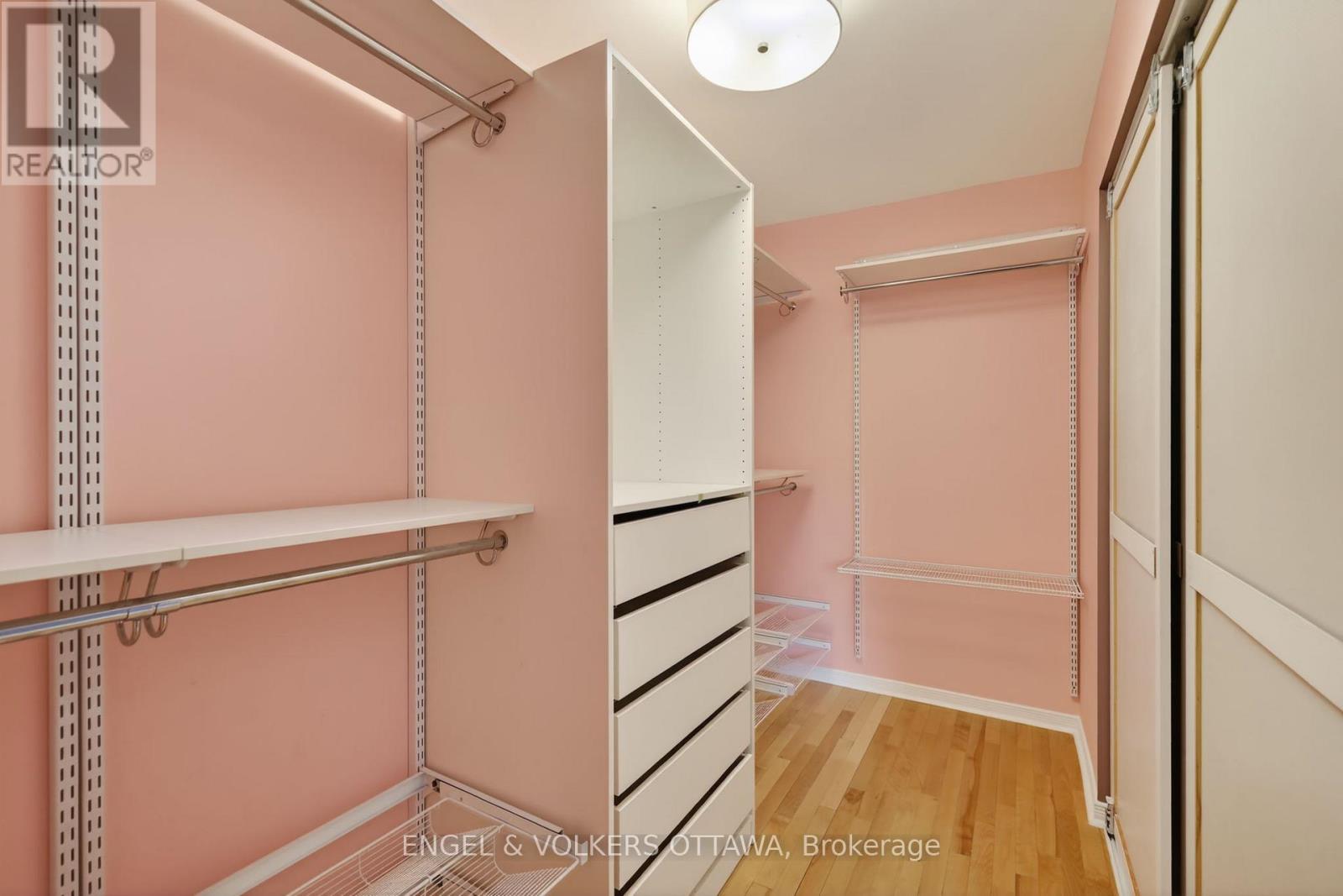 90B TEMPLETON STREET - 23