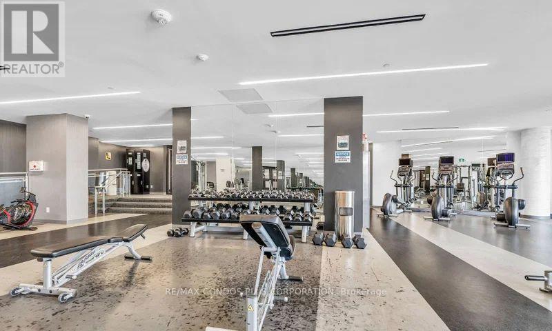 #702 55 EAST LIBERTY STREET - Image 39