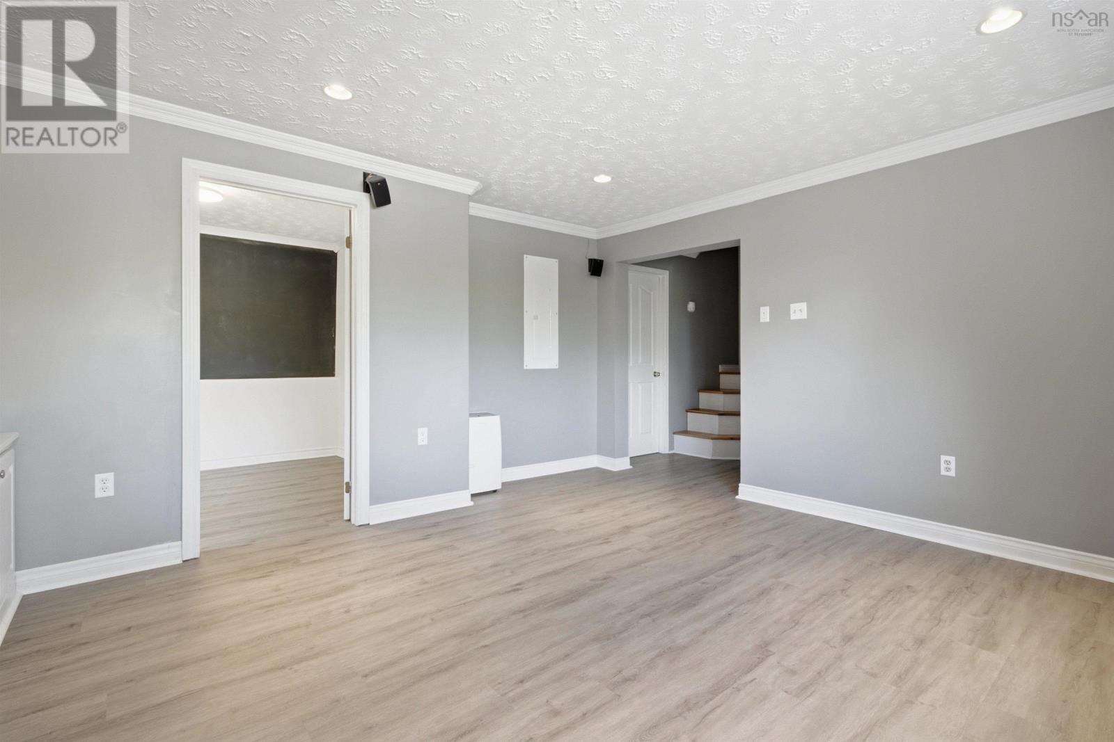 Property 30 of 48 of 63 Raymond Drive