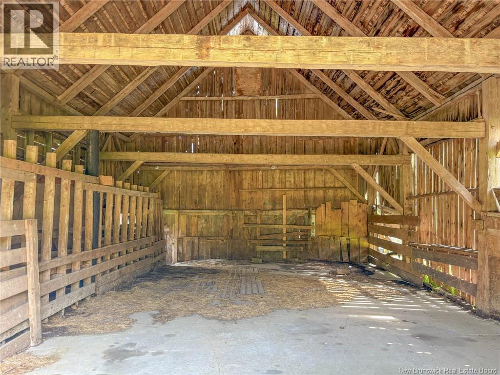 1466 Route 122 - Image 43