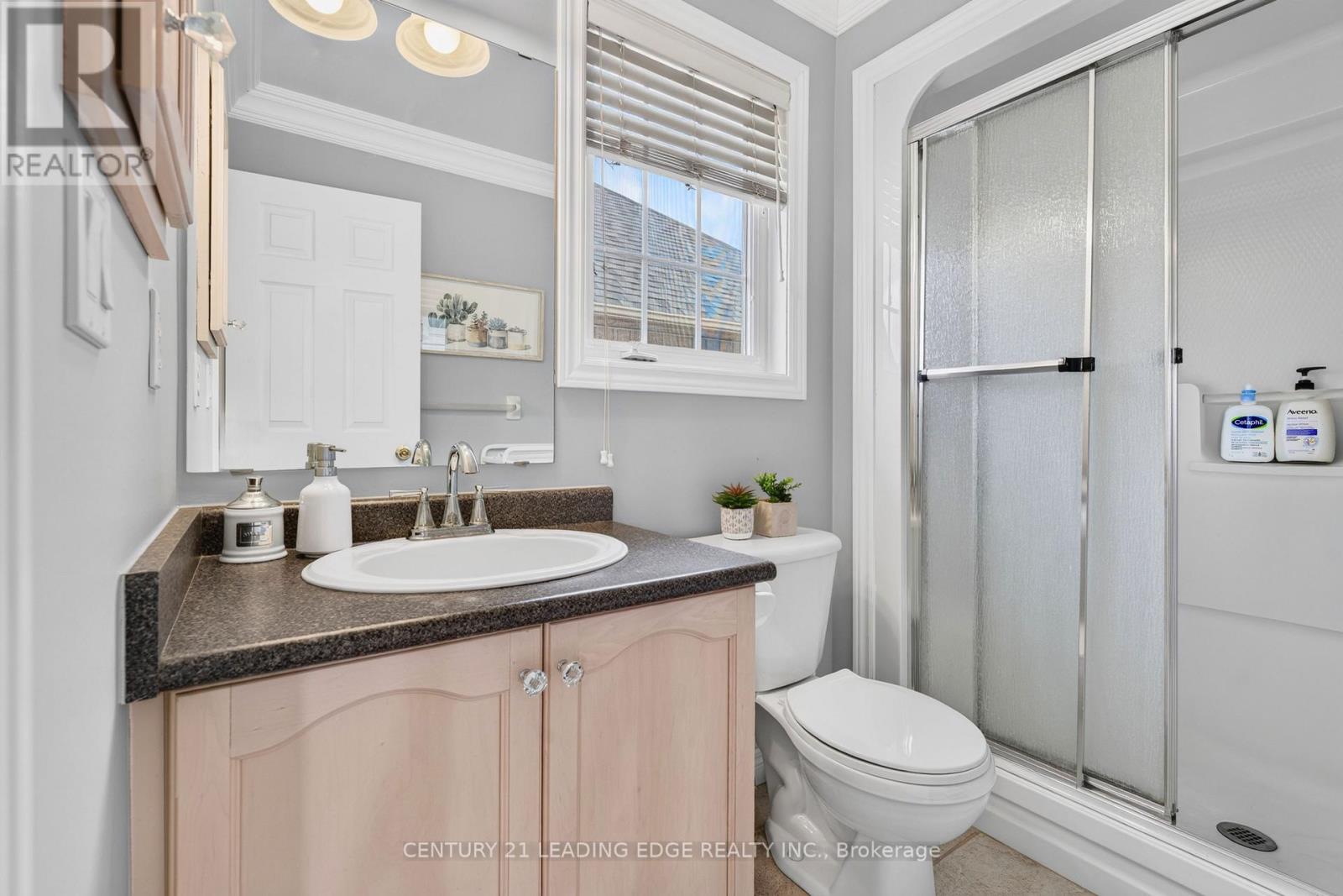 134 TOSCANA DRIVE - Image 34