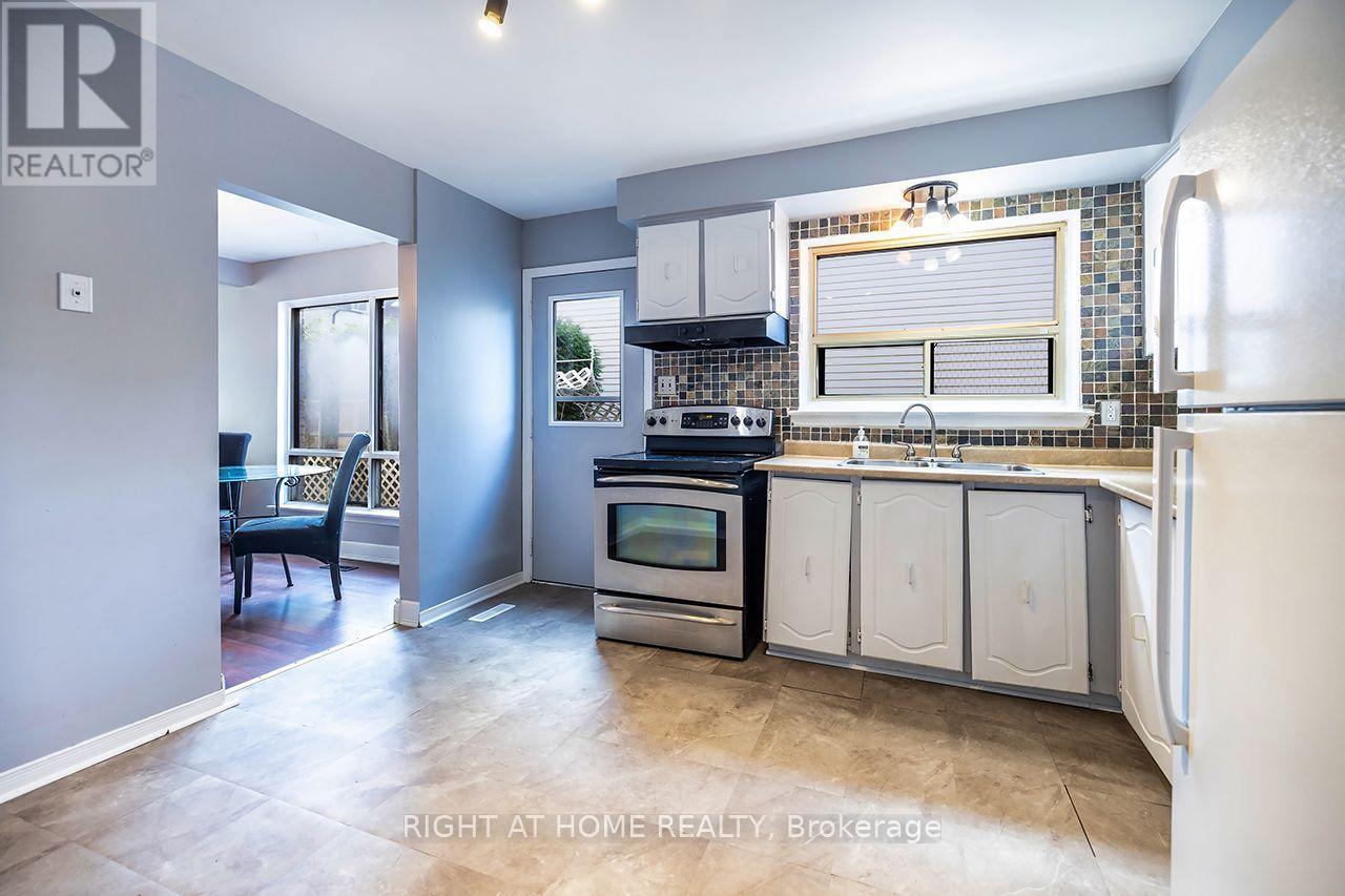 1262 VENUS CRESCENT - 19