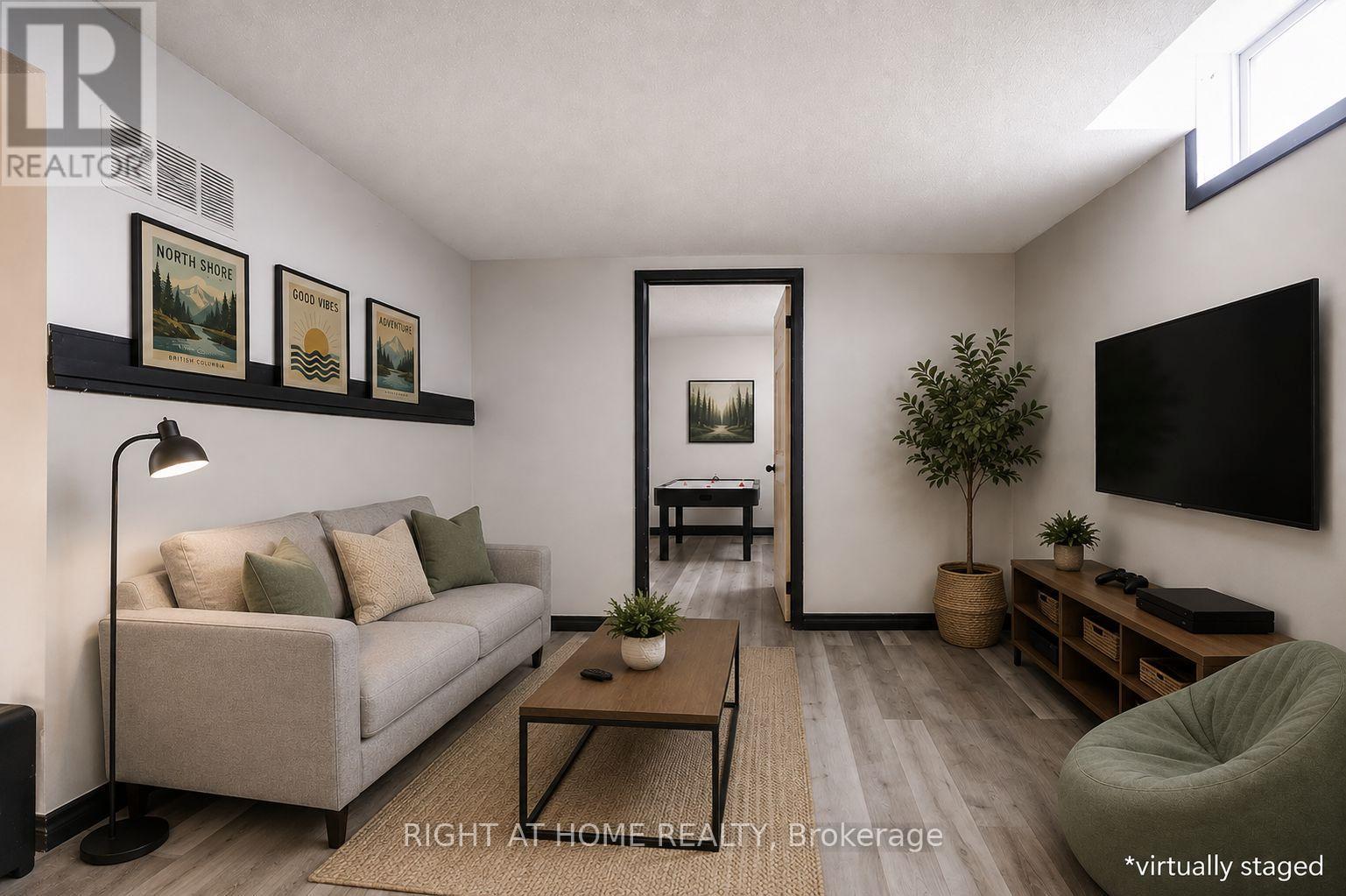 1262 VENUS CRESCENT - 39