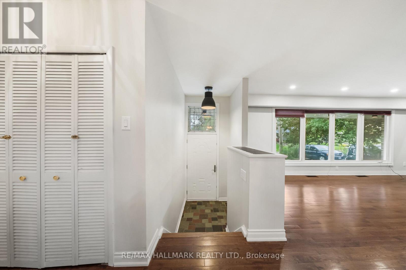 541 ROUGE HILLS DRIVE - 19
