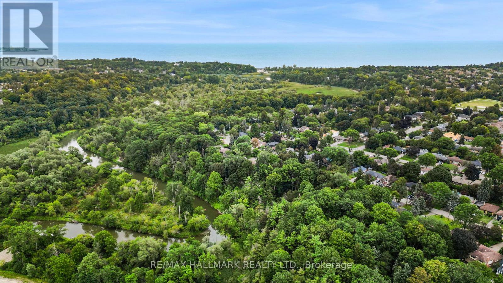 541 ROUGE HILLS DRIVE - Image 32