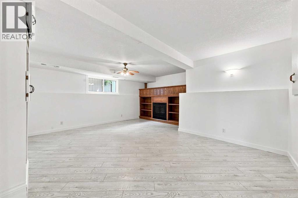 Listing photo – 101 Jewell Street, Red Deer