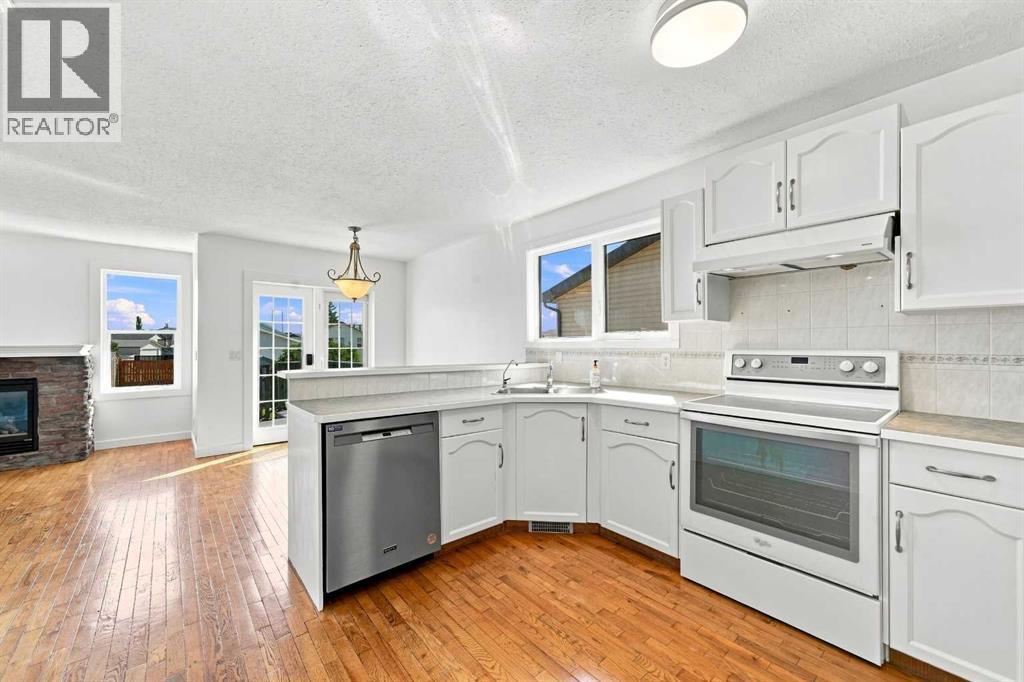 Listing photo – 101 Jewell Street, Red Deer