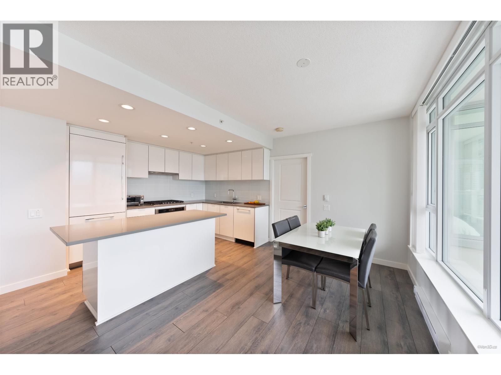 2 Bed, 2 Bath House for Sale in Burnaby – 3207 2388 MADISON AVENUE, Burnaby – MLS# R3159375 - Image 8