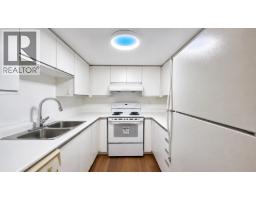 1 2528 E Broadway, Vancouver, BC V5M4V2 Photo 9