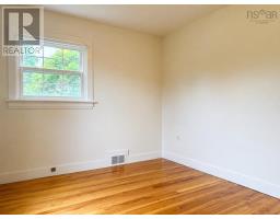 5 Elmwood Drive, Amherst, NS B4H2G5 Photo 31