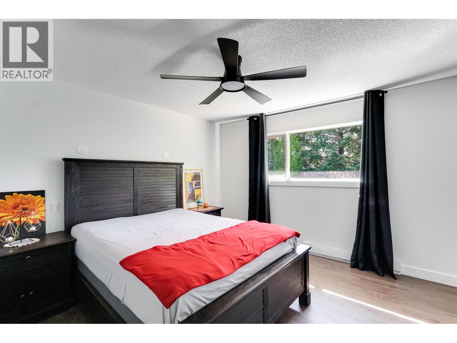 1694 KINGFISHER AVENUE, Kitimat
