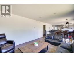1694 Kingfisher Avenue, Kitimat, BC V8C1G1 Photo 11