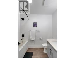 1694 Kingfisher Avenue, Kitimat, BC V8C1G1 Photo 17