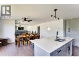 Kitchen - 1694 Kingfisher Avenue, Kitimat, BC V8C1G1 Photo 8