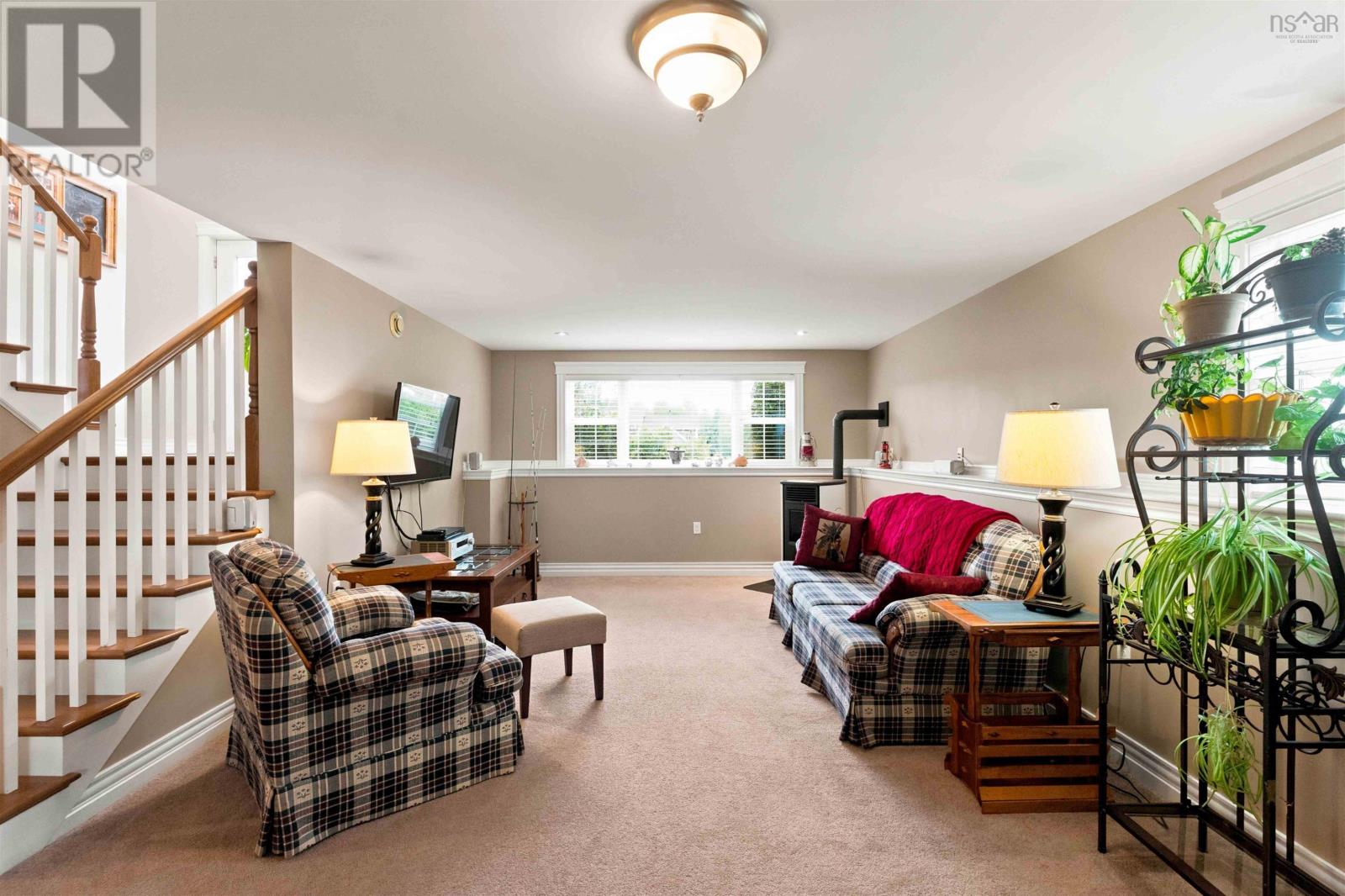 32 Terra Nova Drive - 40