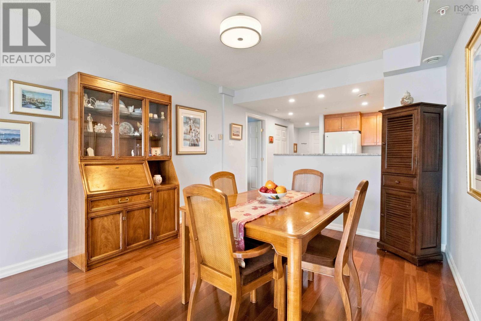 #414 275 Prince Albert Road - 12