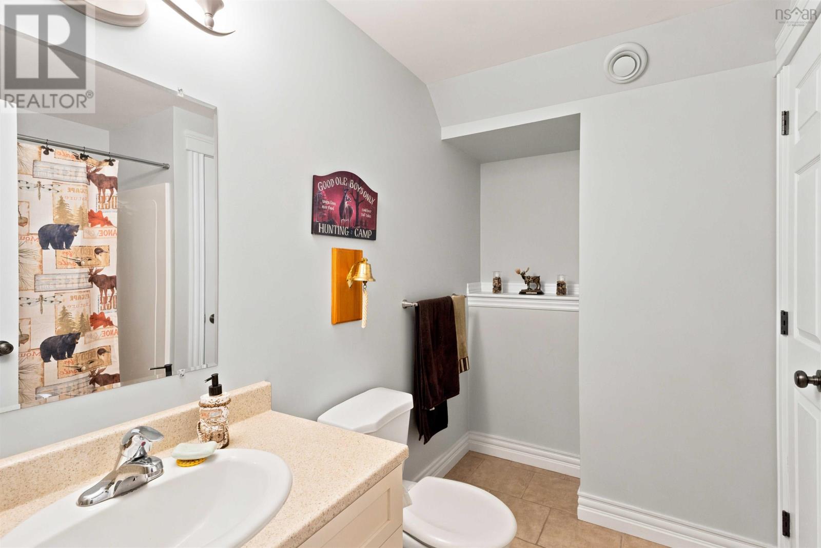 32 Terra Nova Drive - 34