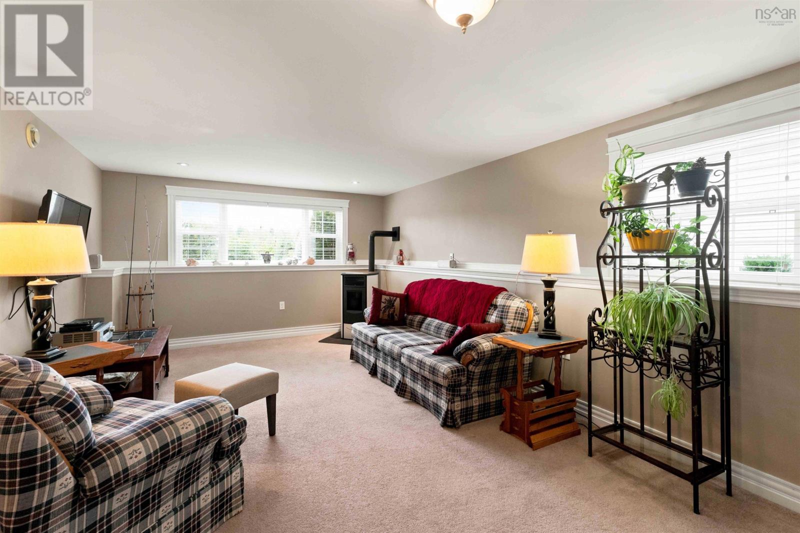 32 Terra Nova Drive - 39