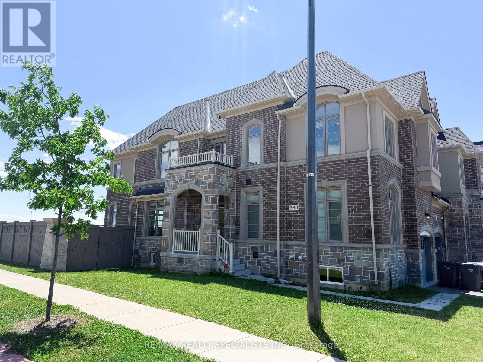 380 RIVERMONT ROAD - 2