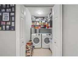 207 12083 92a Avenue, Surrey, BC V3V8C8 Photo 26