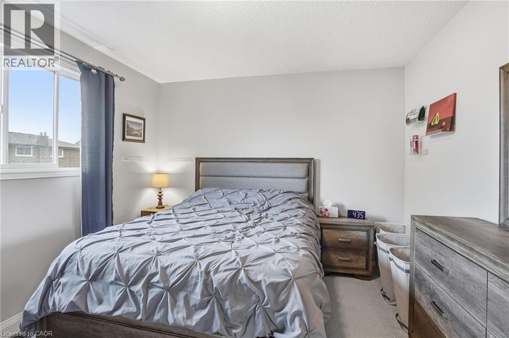 593 GREY Street - 19