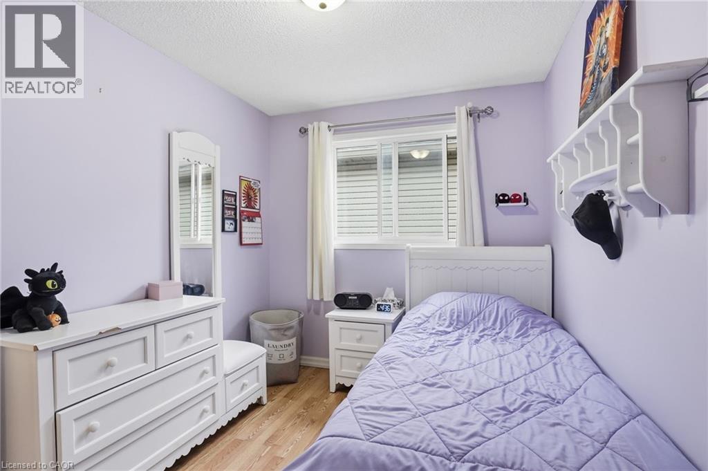 593 GREY Street - 24