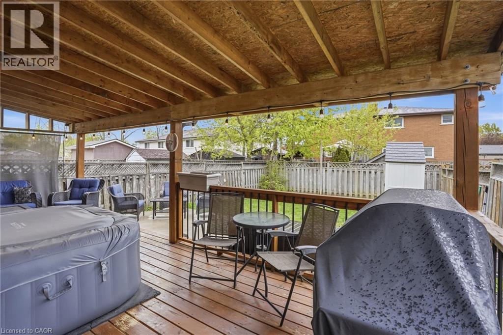 593 GREY Street - 41