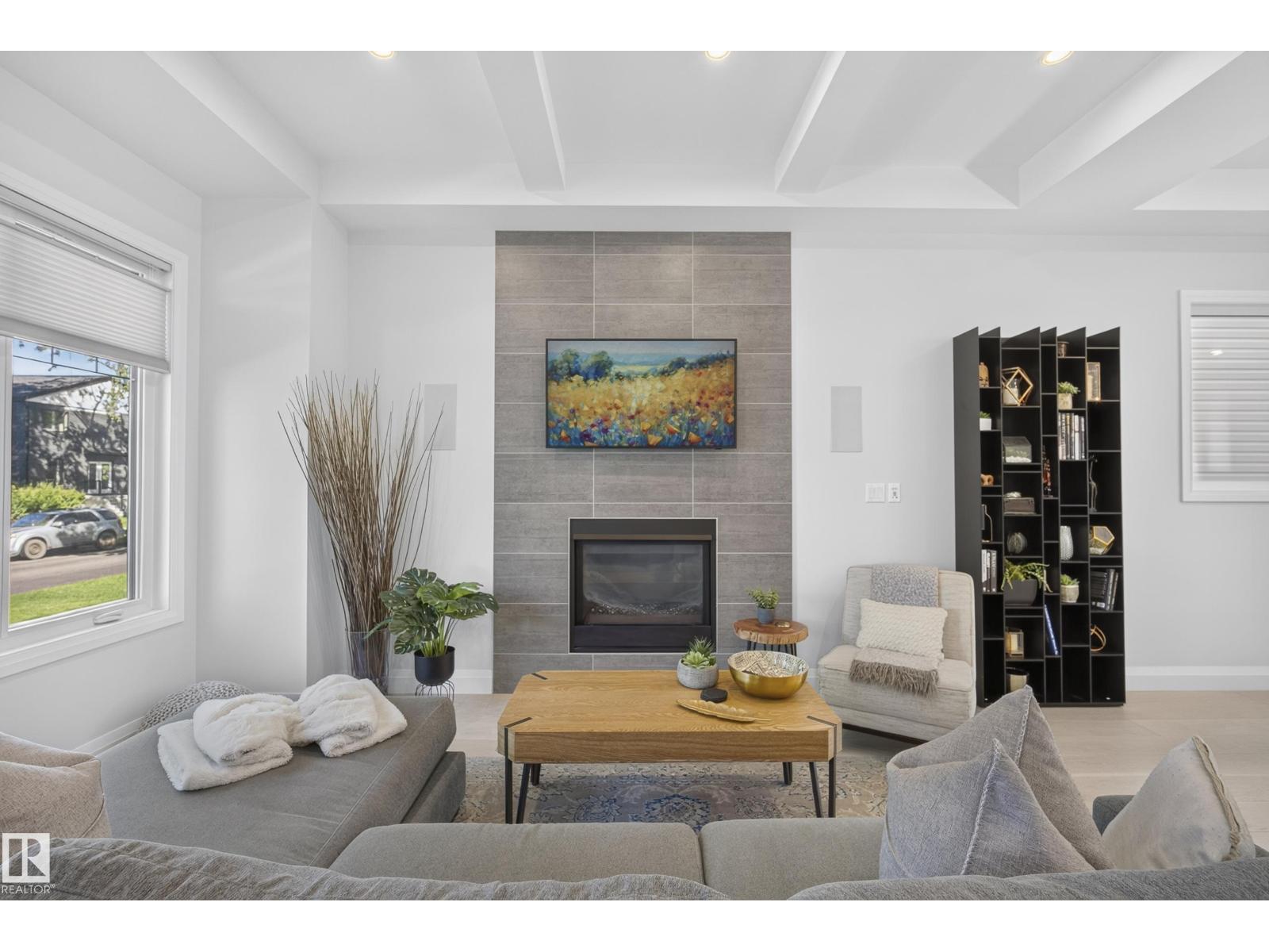 10937 130 ST NW - 5