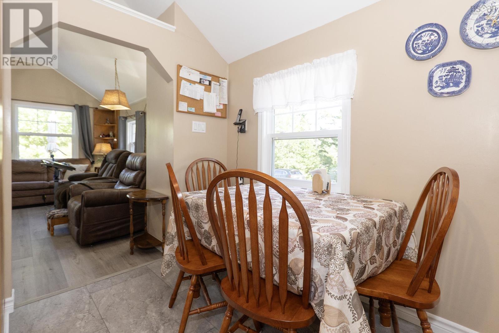 Property 22 of 50 of 302 Hastings Road